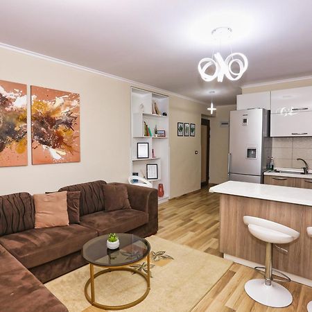R&B City Center Apartment Tiranë Eksteriør bilde