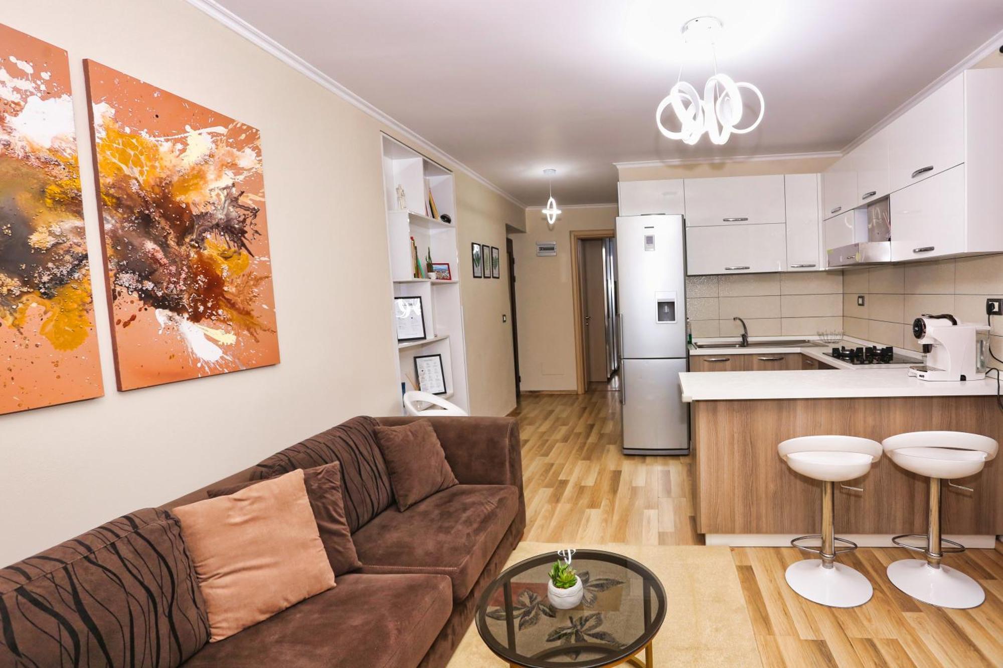 R&B City Center Apartment Tiranë Eksteriør bilde
