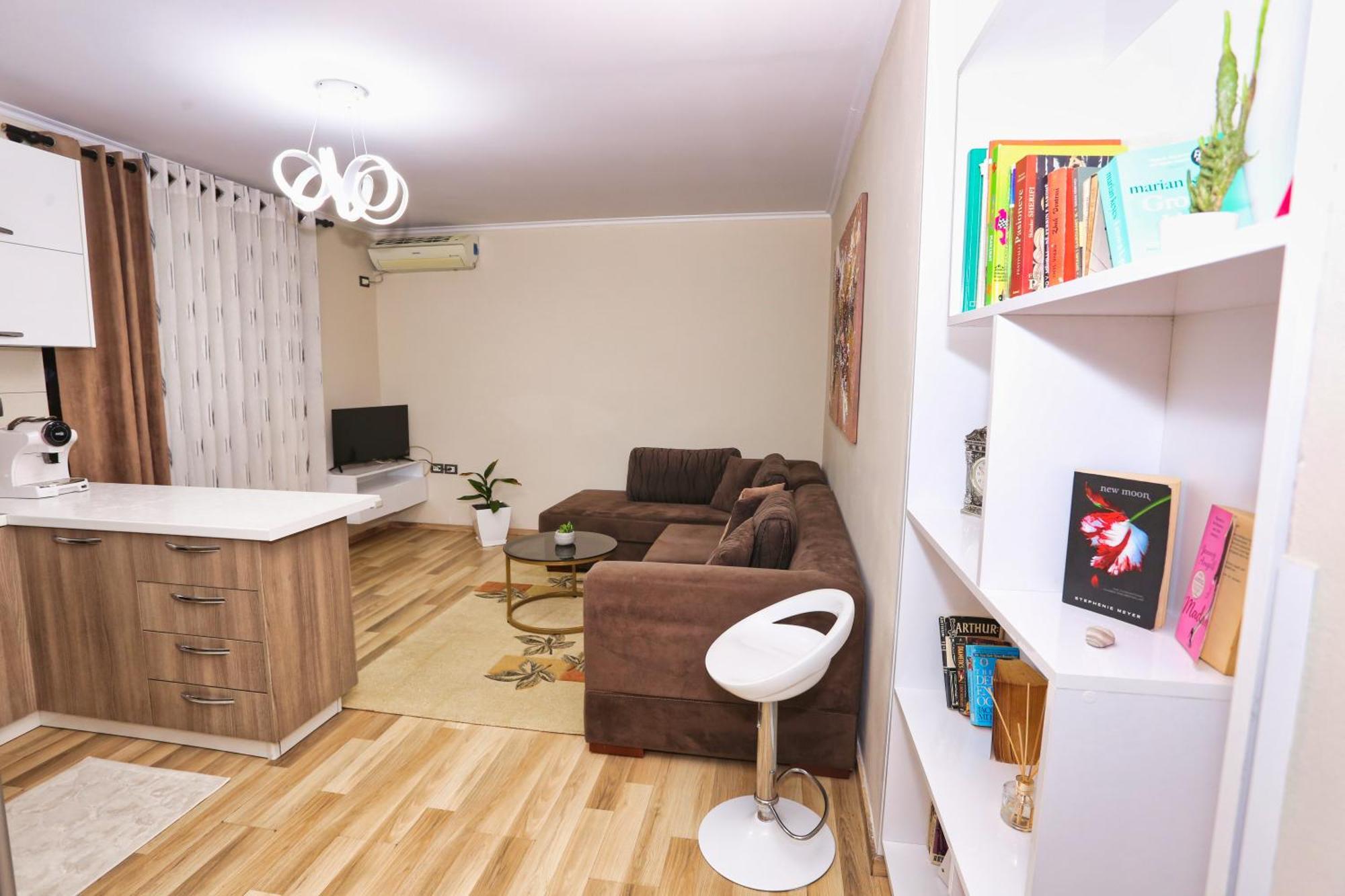 R&B City Center Apartment Tiranë Eksteriør bilde