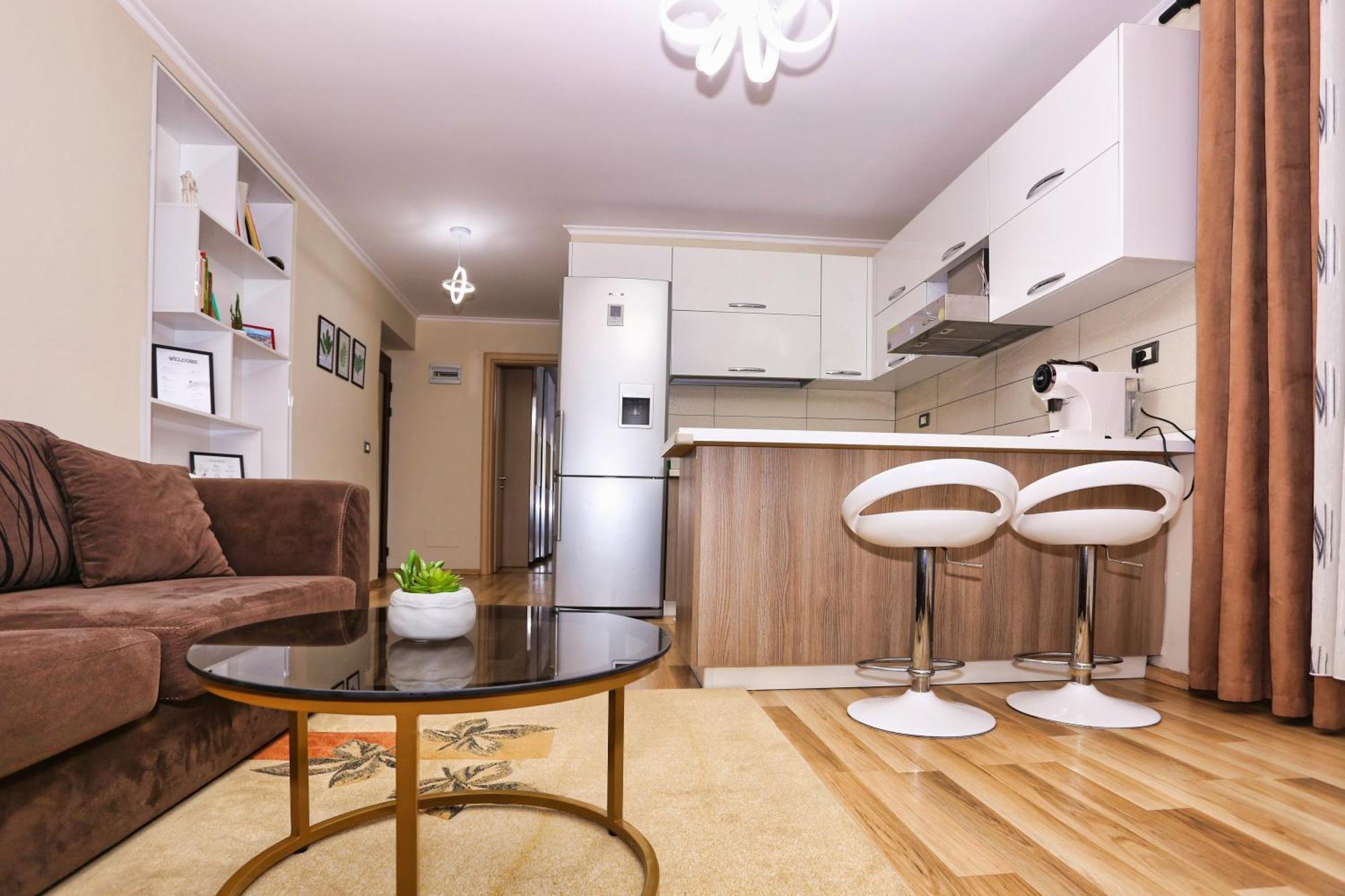 R&B City Center Apartment Tiranë Eksteriør bilde