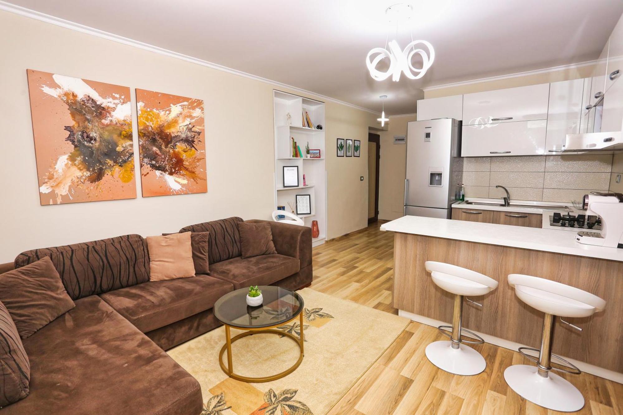 R&B City Center Apartment Tiranë Eksteriør bilde